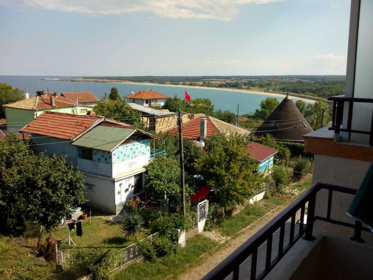 雷佐沃 Къща За Гости Семейство Маврови酒店 外观 照片